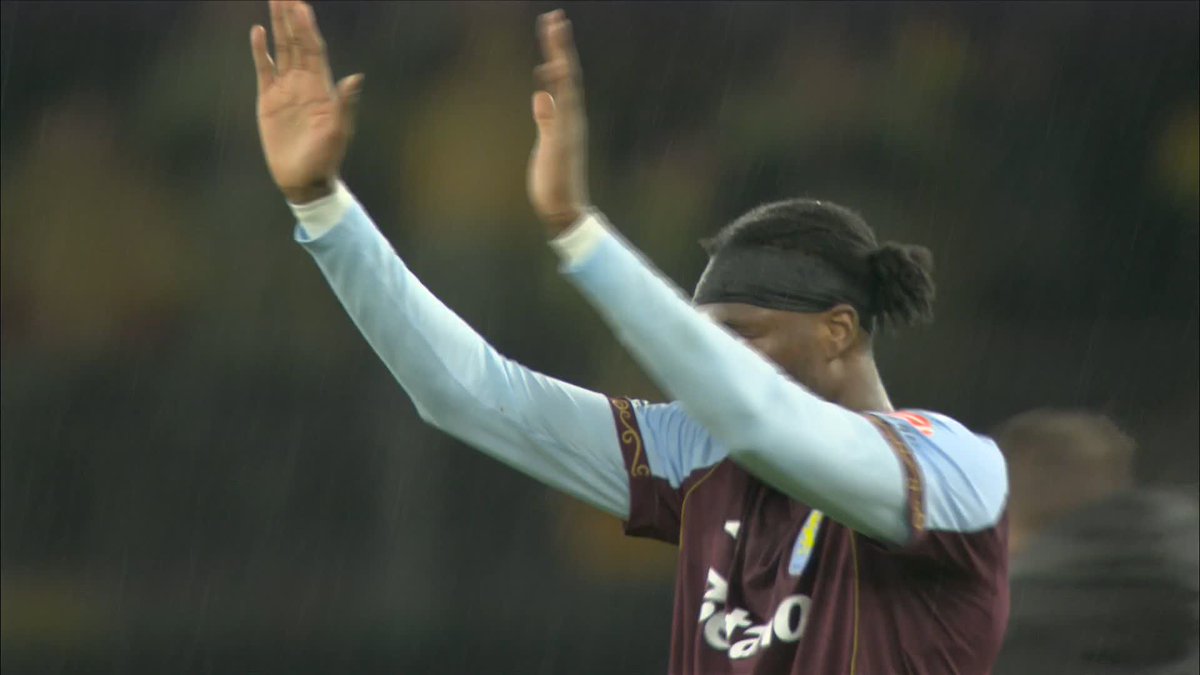 "They're nowhere near the team I've seen this season" "That is just not good enough" Lee Hendrie is not impressed with Aston Villa's form 📉