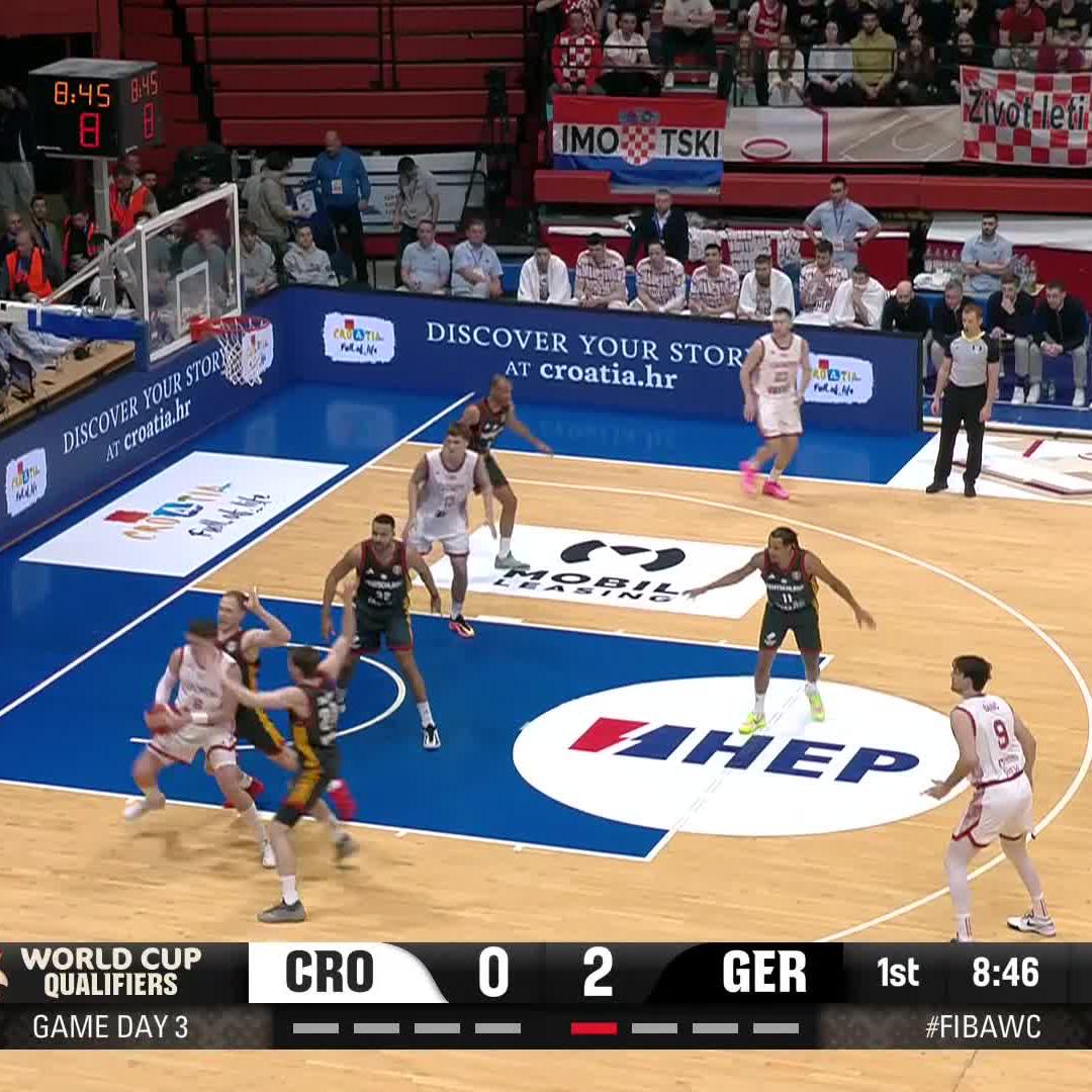 Croatia 🇭🇷 get a huge help from their returning big man, Dario Saric, as they get past the reigning World Champions Germany 🇩🇪 #FIBAWC x #StepItUp