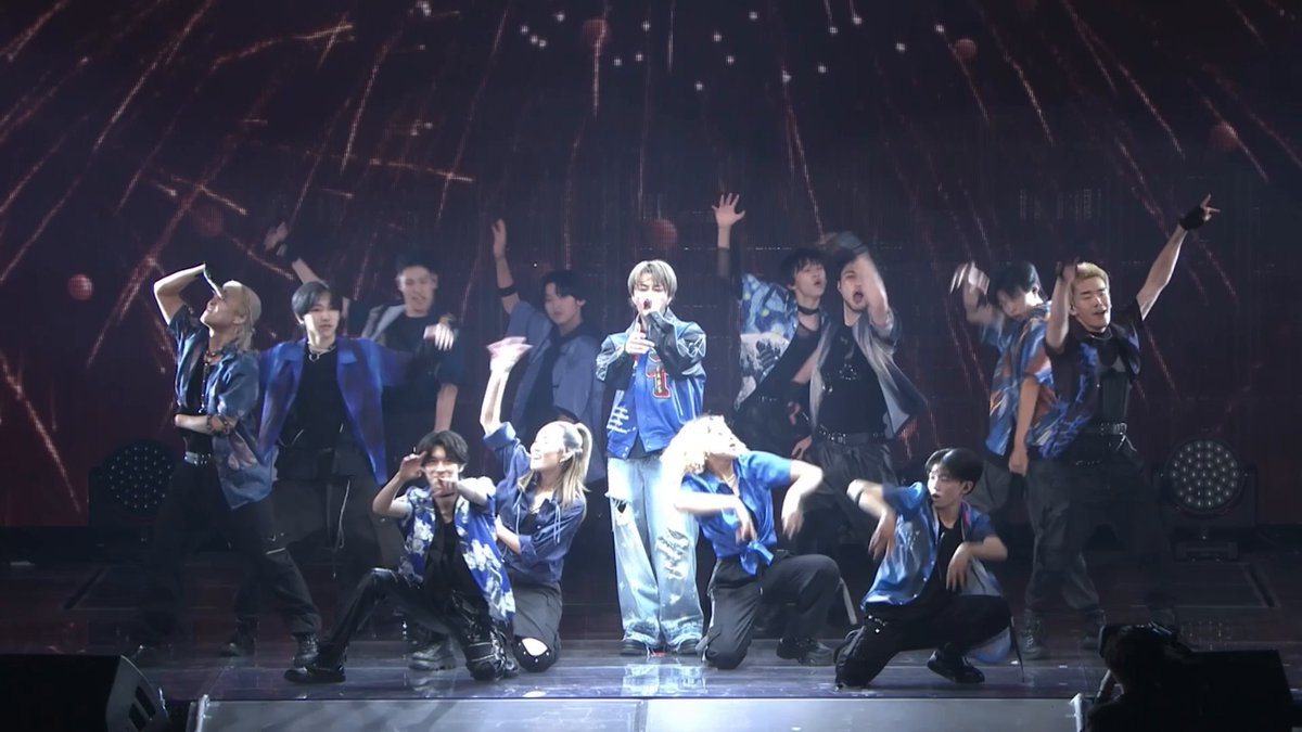 RT si #RANSHIN de #HiromitsuKitayama te hace levantarte del asiento para bailar 🕺🪩✨ #AmazonPrimeMx #PrimeVideo #乱心-RANSHIN