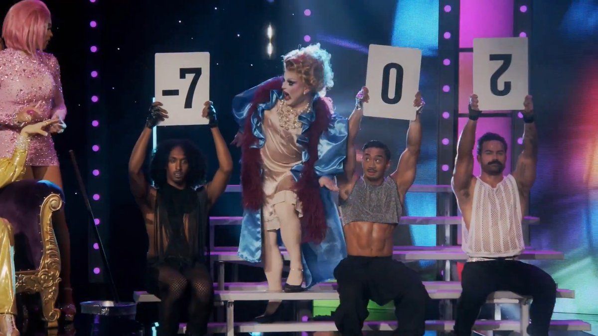 Category is... Jane Don't! 🎵 #DragRace