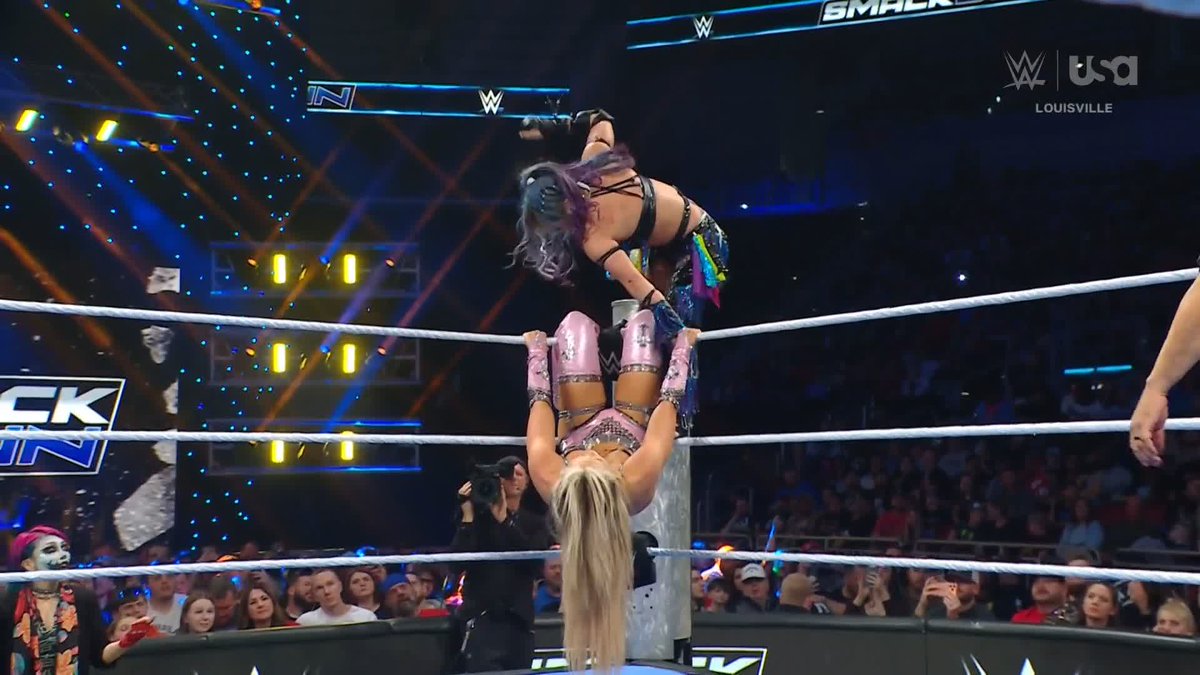 .@KAIRI_official is letting @tiffstrattonwwe have it! 😤