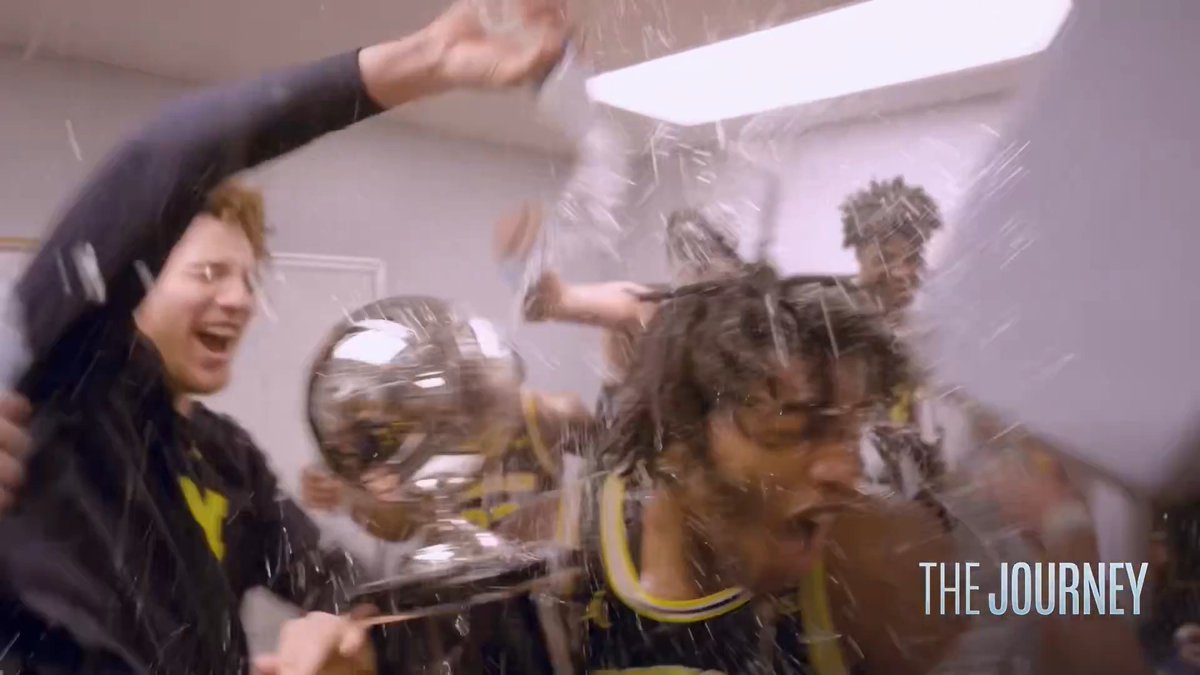 “Everybody wait for Rez!” 🗣️ The Journey takes you inside the locker room following No. 3 Michigan’s win at No. 10 Illinois to clinch the outright B1G title 💧