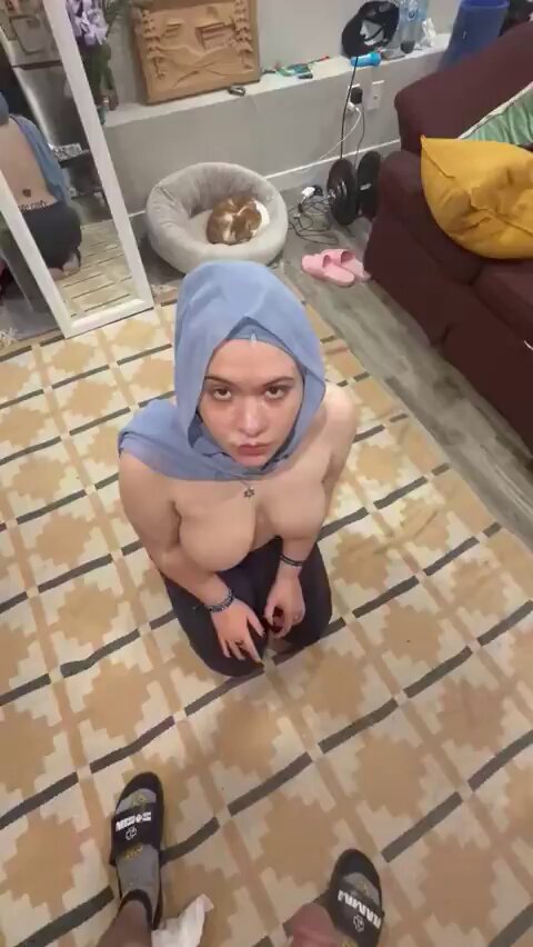بص يا عرص يا مخىصي فطور امك المسلىمة ☪️ برمضان من لبن زوبىري اليهىودي 🔯 بص علحمها وحجابىها وانا معبي وشها ولحمها الابيض بلب زوبىري اليهىودي العظيم اعرف مقامك وقدرك يا ابن العاهىرة رتويت يا ابن المتنىاكة #ديوت #ديوت_بدوي #مسلم