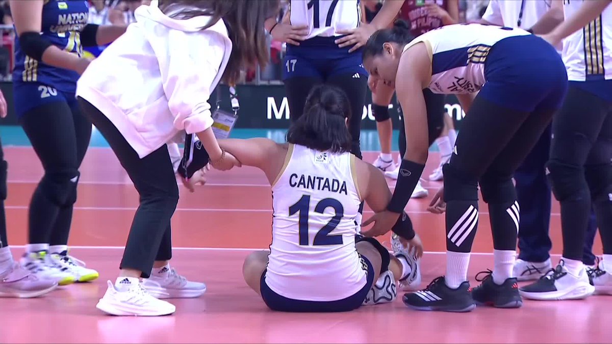 HOPE YOU’RE OKAY, SAM 🙏 NU Lady Bulldogs’ Sam Cantada takes a break in the third quarter after a collision with libero IC Cepada their Round 1 clash against the UP Fighting Maroons in the UAAP Season 88 women’s volleyball tournament. #UAAPSeason88 #StrengthInMotionHopeInAction