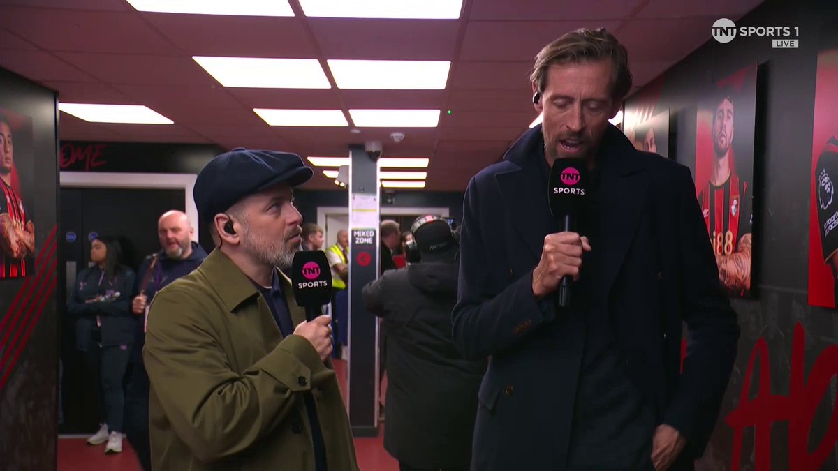“Whenever I go to the Emirates, it feels nervous” Can Arsenal handle the pressure of the title race and go on to win the league? 🏆 🎙 Becky Ives | 📺 TNT Sports &amp; discovery+ UK