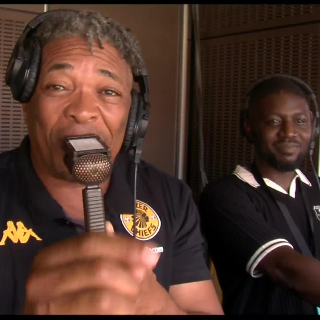 Makhaya Ntini and Sixolele Sotyelelwa are serving up heat in BIAS commentary ๐คฉ๐๏ธ Press Language Option 4 on your remote to tune in ๐ฟ ๐บ Stream #SowetoDerby on DStv: