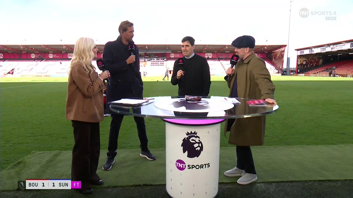 "I'm really happy here. I have a great relationship with the players, club and staff" ❤️ Andoni Iraola provides an update on his contract situation with Bournemouth ✍️ 🎙 Lynsey Hipgrave | 📺 TNT Sports &amp; discovery+ UK