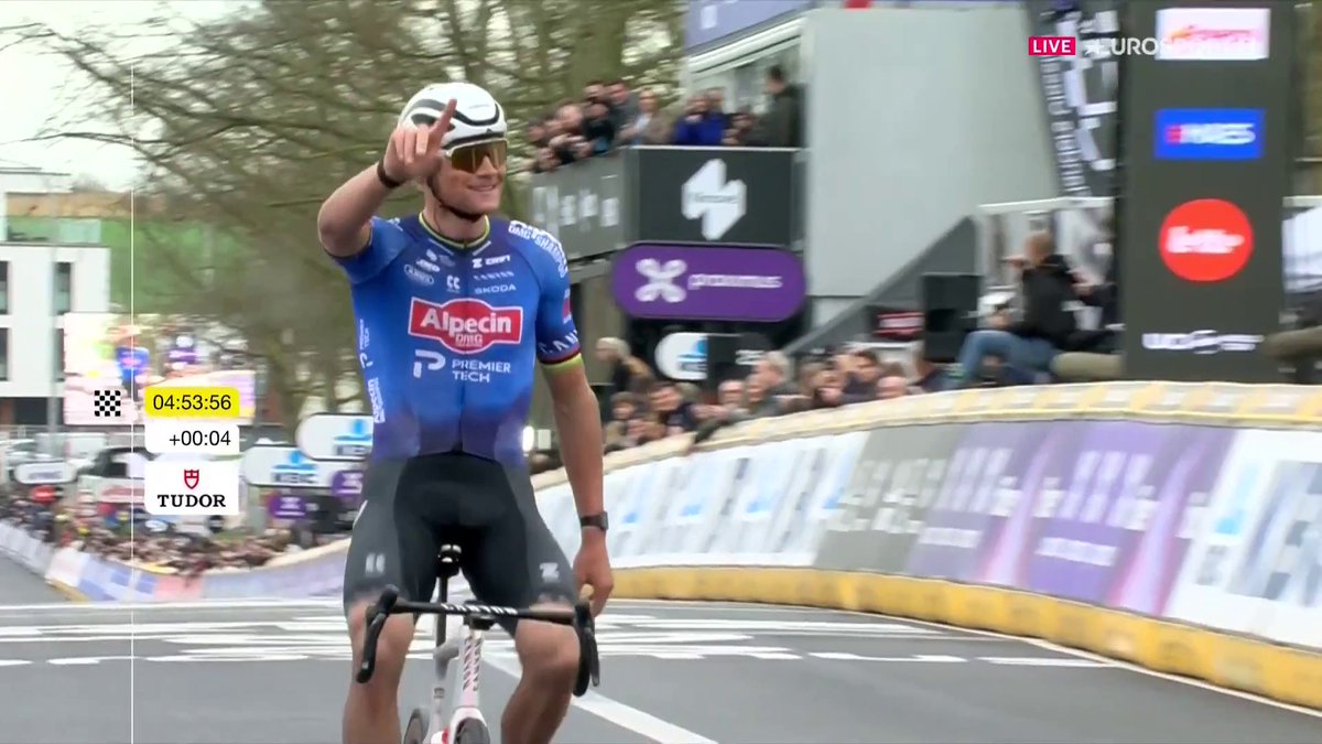 😏 Soy 𝑳𝑨 𝑩𝑹𝑼𝑻𝑨 𝑩𝑬𝑺𝑻𝑰𝑨. ¿Me echabais de menos? Mathieu van der Poel gana el Omloop Nieuwsblad a la primera y sale a por todas en un 2026 que puede volver a ser de leyenda. 🪨🦁 Lo viviste en exclusiva en Eurosport y HBO Max España. #LaCasaDelCiclismo #OHN26