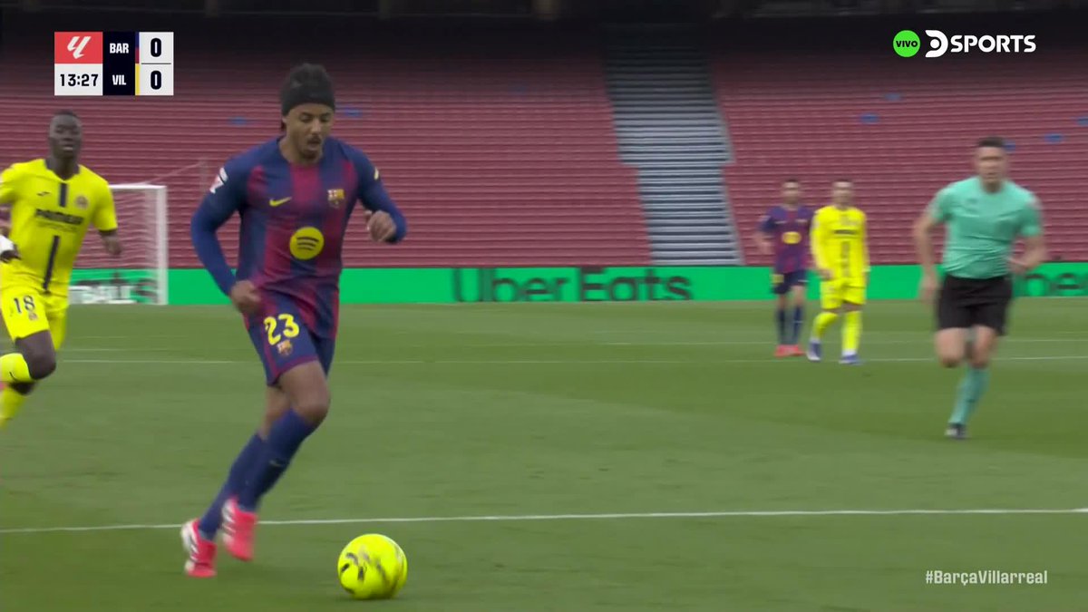 Miren cómo remató Koundé un mano a mano con el arquero. Es el lateral del Barcelona.