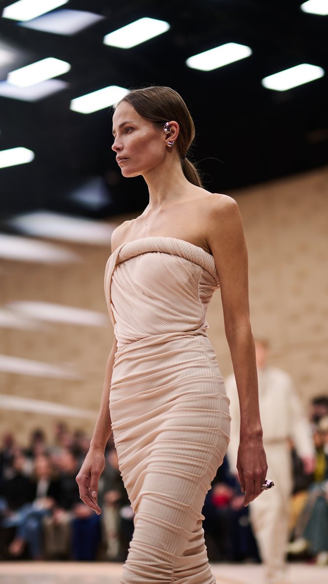 For the Ferrari Fall/Winter 2026–27 Fashion Show, Creative Director Rocco Iannone presents Skins I Am In. The House’s 10th collection explores clothing as a second skin: a surface of identity, empathy and transformation. #Ferrari