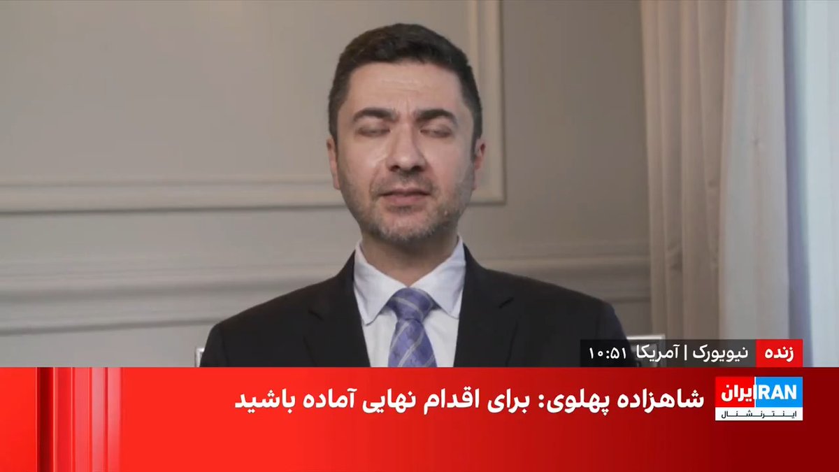 سعید قاسمی‌نژاد، مدیر پروژه شکوفایی ایران و مشاور شاهزاده رضا پهلوی می‌گوید دولت آمریکا و شاهزاده رضا پهلوی در قبال جمهوری اسلامی نگاه مشترکی دارند. او افزود با تضعیف دستگاه سرکوب و رهبری جمهوری اسلامی، مردم در زمان مناسب به خیابان‌ها خواهند آمد.
