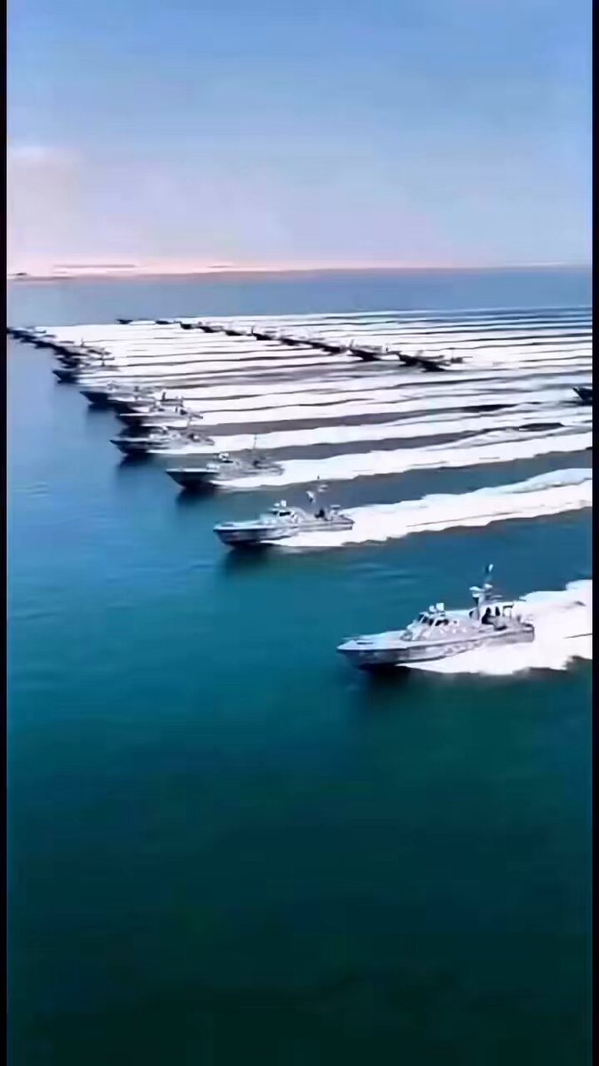 JUST IN🇮🇷❌🇮🇱🇺🇸🔥 Iranian ordered its airforce, Drones, Missiles and Navy to carry out major operations against USS Abraham Lincoln by blocking Global access of Straits of Hormuz. 🚨Iranian navy sending military boats, destroyers, drones, missiles and soldiers near Persian Gulf.