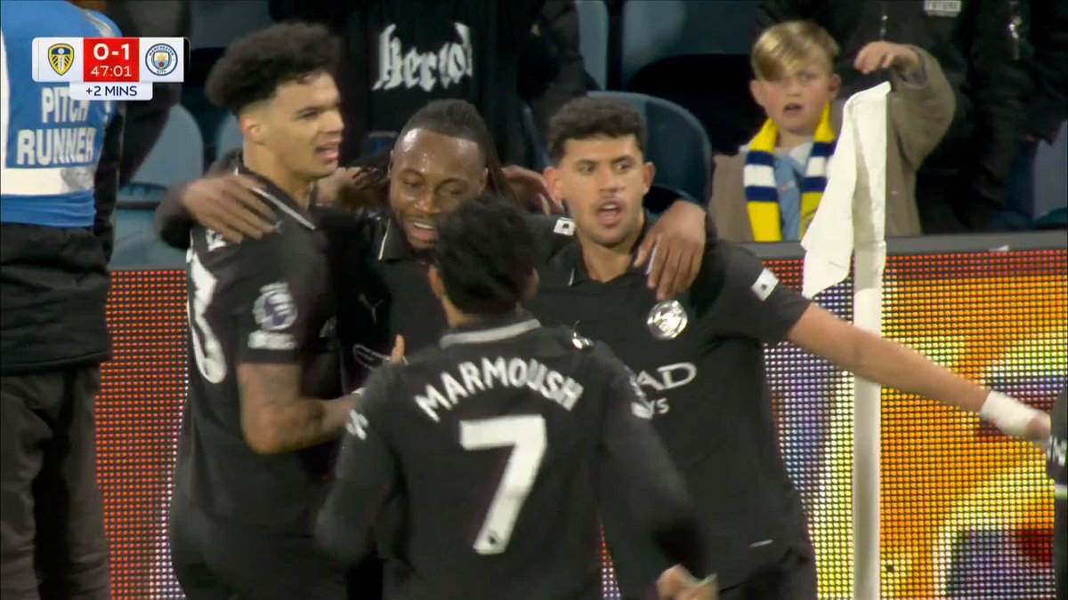 Manchester City draw first blood on the stroke of half-time thanks to Antoine Semenyo! 💥