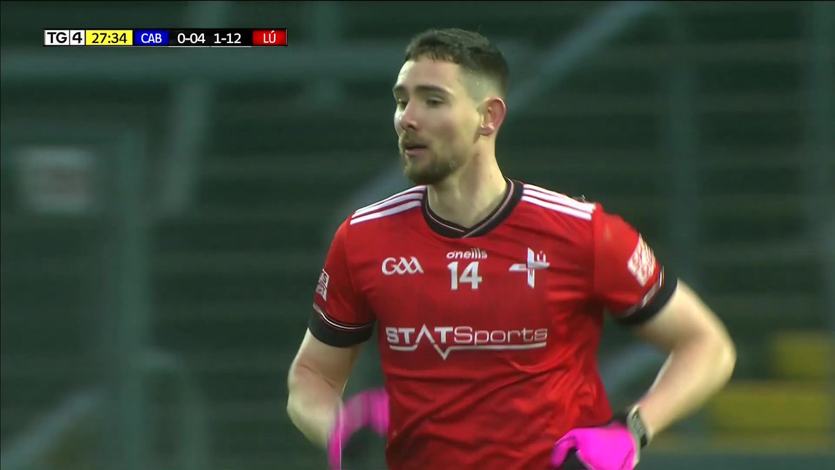 Memorable Louth goal tonight against Cavan. Three kicked passes and a soccer-syle goal from Ciaran Downey off the ground. Not a hand pass in sight!