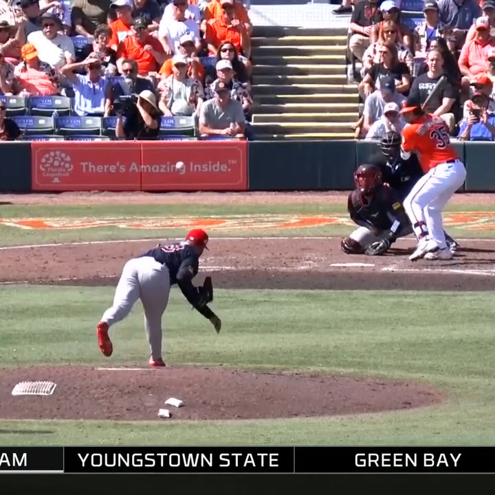 Adley blasts his first homer of Spring 💪
