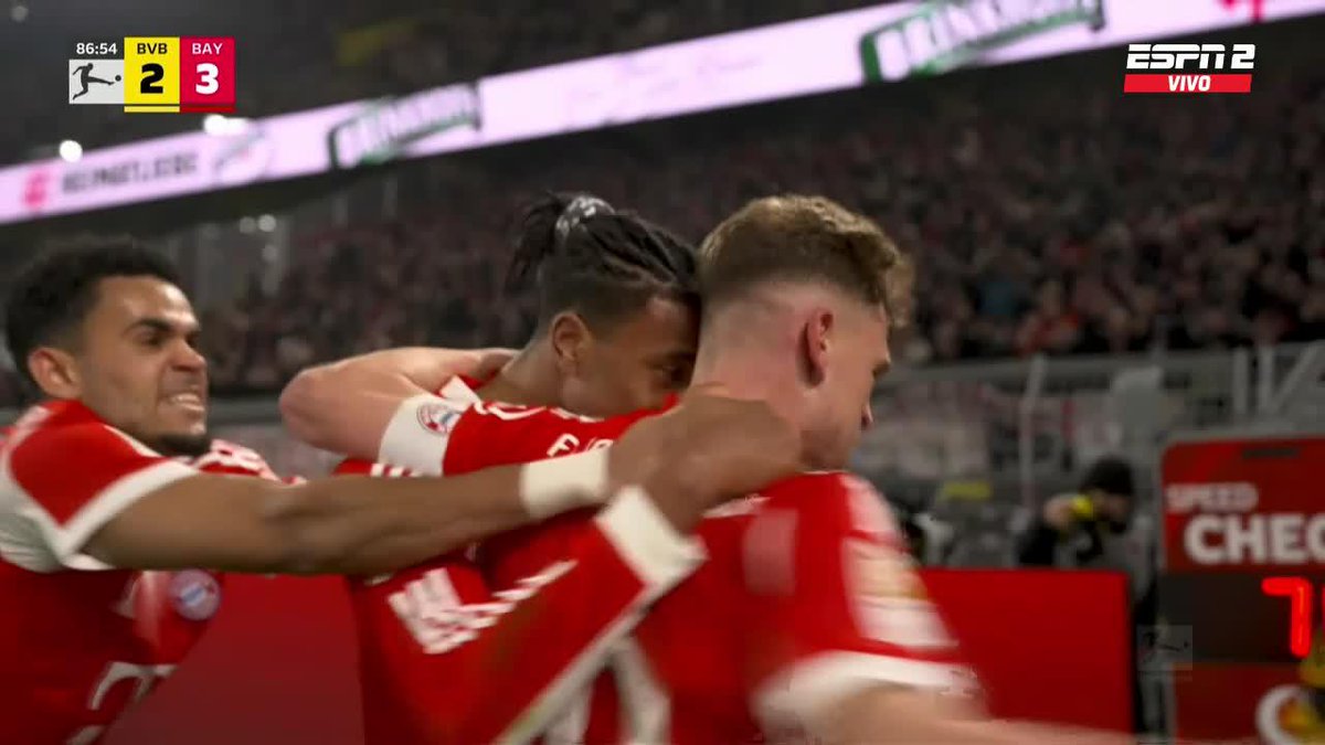 Mirá el golazo que hace Kimmich, de zurda y para ganar 3-2 el CLÁSICO a los 87 MINUTOS. Qué clase, por favor. 😮💨🎯