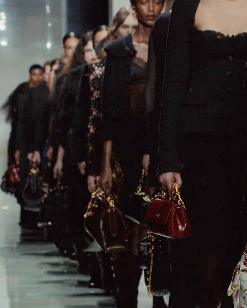 IDENTITY The #DGFW26 Women’s Fashion Show speaks of a vision born from devotion, crafted in black and framed in lace. During the finale, Domenico Dolce and Stefano Gabbana pay tribute to their longtime muse, Madonna. Rewatch the show at #DolceGabbana #DGFattoAMano #MadeInItaly