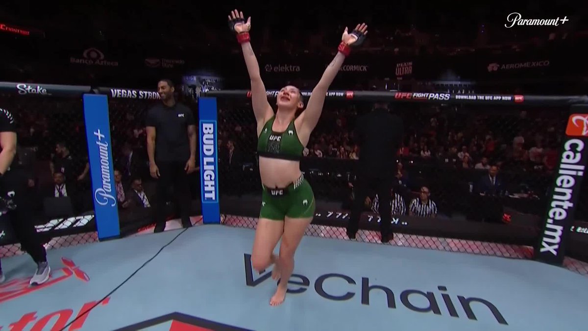A little dance to celebrate her UFC debut win for Regina Tarin 🇲🇽 #UFCMexico 📺 Paramount+