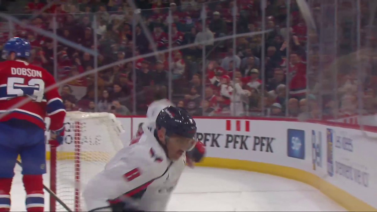 ALEX OVECHKIN 🗣️ He's got goal No. 920 in his legendary career! 📺: Sportsnet &amp; TVA Sports ➡️