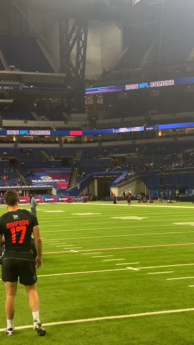 .Alabama Football QB Ty Simpson hitting the deep throws with ease 😮💨