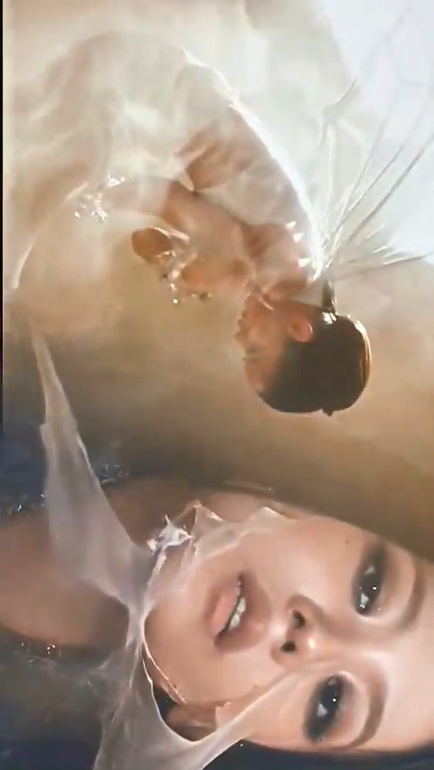 Can’t move on from the delicate story cocoon jisoo was telling 🥲 cocoon jisoo deserved so much more