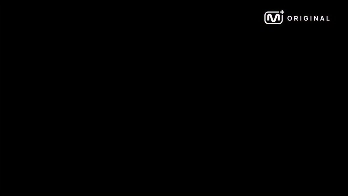 그룹떡밥 떴다 첫사랑같은 존재로 남아있는 것 같아요 원래 첫사랑은 잘 못잊잖아요