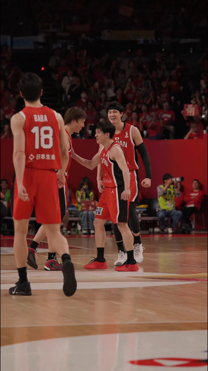 Everybody loves Takumi Saito 🫶🏼 #FIBAWC x #StepItUp | #日本一丸
