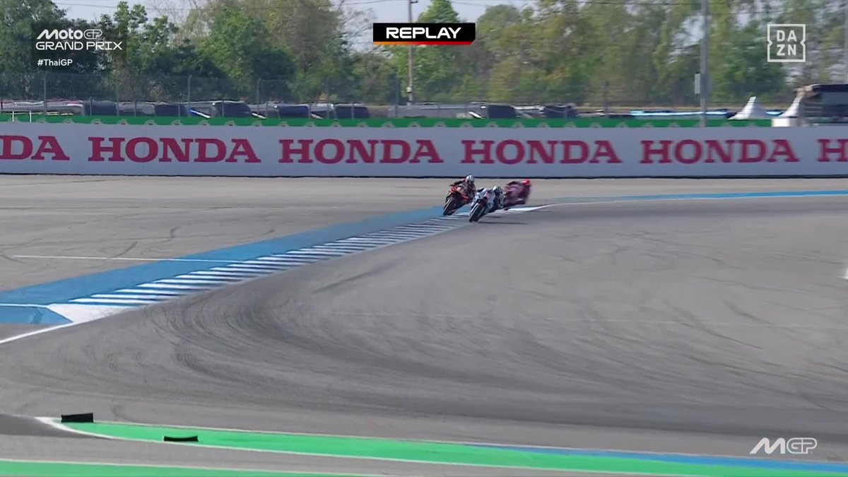 PINCHAZO DE MARC MÁRQUEZ 😱😱😱 EL CAMPEÓN DEL MUNDO DICE ADIÓS A LA PRIMERA CARRERA ❌ #ThaiGP 🇹🇭 #MotoGP 🏁
