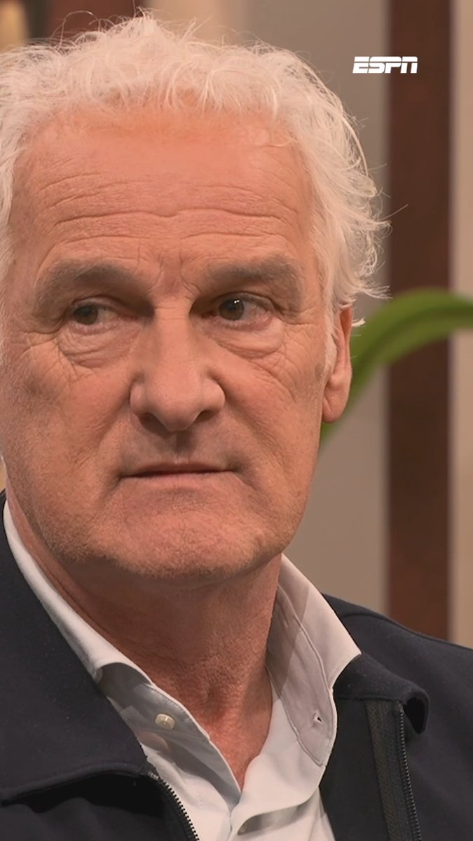 Willem Weijs over zijn ontslag bij Ajax 👀 "Als je kijkt naar het menselijk aspect verdient dit niet de schoonheidsprijs" 🗣️