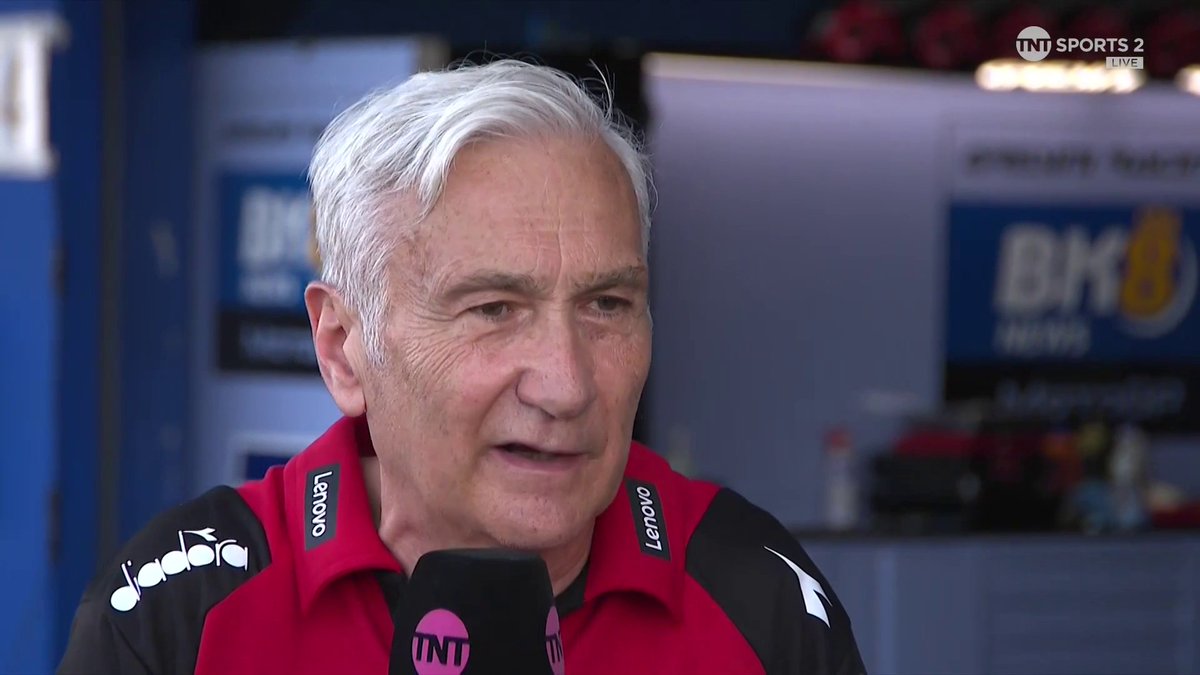 Davide Tardozzi habla con TNT 🇬🇧 “Gran Premio muy complicado” “Aprilia ha sido muy rápida con los 4 pilotos” “Hay algo extraño en nosotros. Encontramos la moto muy diferente a como estaba aquí mismo en los test”.