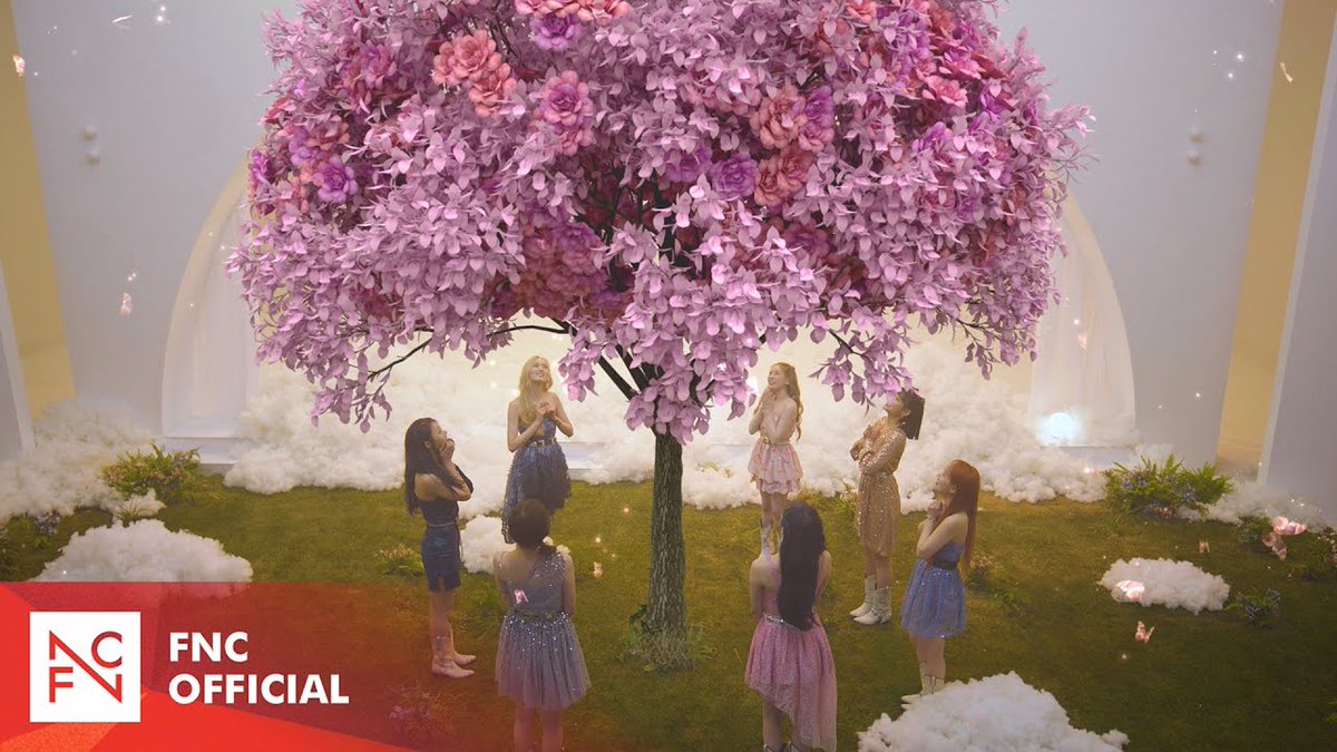 4 years ago today, Cherry Bullet released their 2nd Mini Album ‘Cherry Wish’ with title track ‘Love In Space’