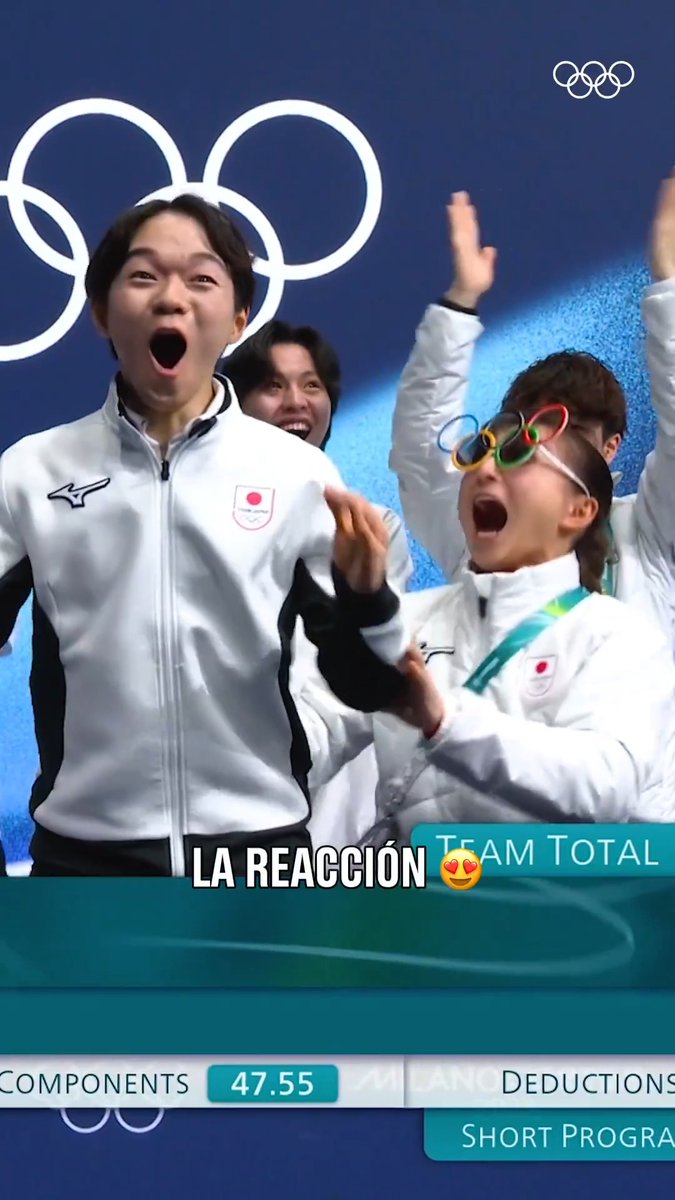 Después de años de esfuerzo, dedicación y entrenamientos... La alegría se apoderó del equipo de patinaje artístico de Japón. 🥳⛸️🇯🇵 #JuegosOlímpicos #MilanoCortina2026 | ISU Figure Skating
