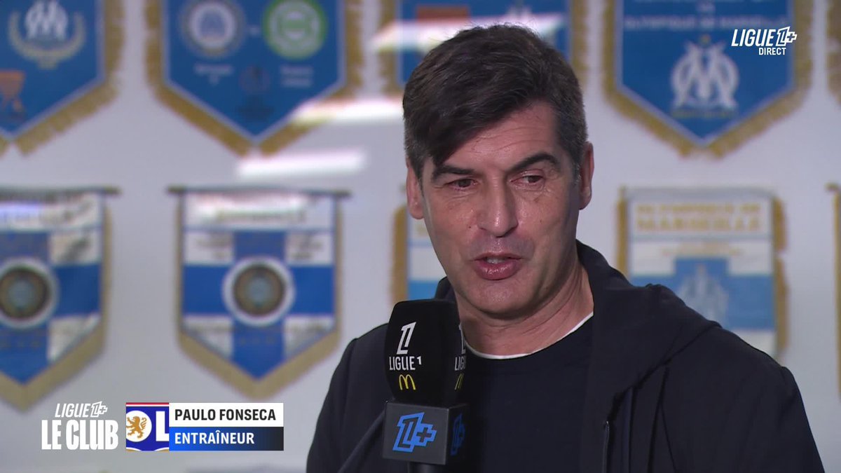 On sait enfin pourquoi les Lyonnais sont sortis si tard du vestiaire pour l'échauffement 😂 #OMOL