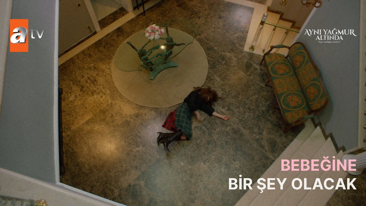 Herkes, Rosa’nın hamlelik yalanını öğrendi! "Bebeğine bir şey olacak!" #AynıYağmurAltında atv