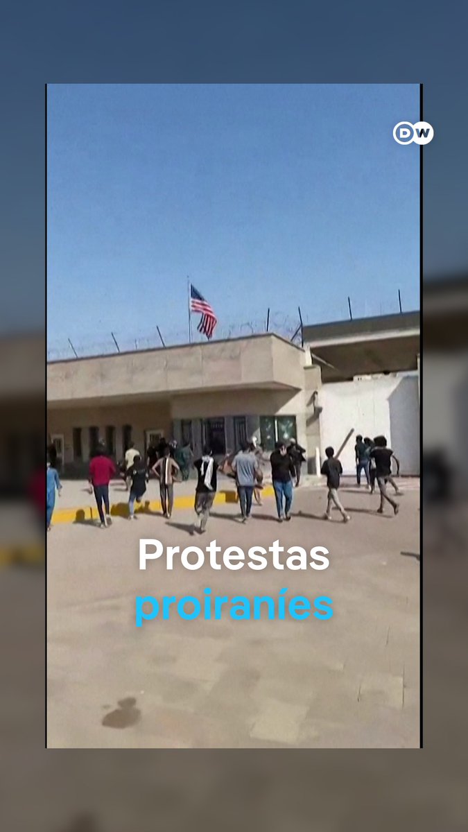 Intento de invasión de consulado de EE. UU. en Pakistán deja diez muertos Manifestantes proiraníes intentaron entrar en el consulado de Estados Unidos en Karachi, la principal ciudad de Pakistán, por la muerte del líder supremo de Irán, el ayatolá Alí Jameneí, que gobernó el país por 36 años. Las autoridades informaron de al menos 10 muertos. Hubo protestas en otras ciudades del país y también en Irak.