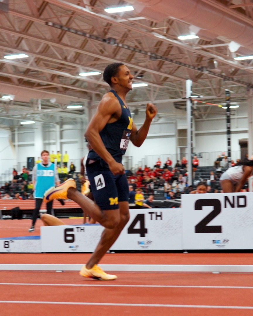 One more look at the collegiate record moment for Miles Brown and Michigan Track & Field / Cross Country 🥇