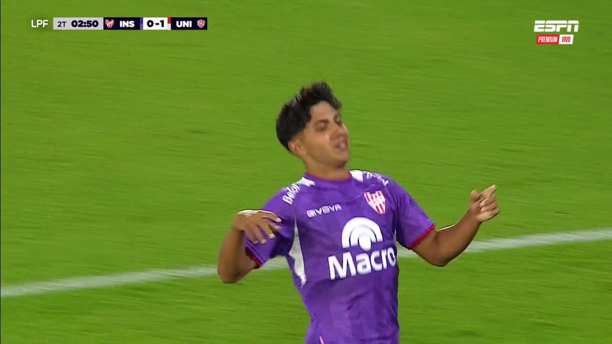 ¡LLEGÓ EL EMPATE DE LA GLORIA! Luna se esforzó para dejar viva la pelota y Rafaelli la aguantó para definir y anotar el 1-1 de Instituto vs. Unión. 📺 ESPN Premium | Suscribite al Pack Fútbol en