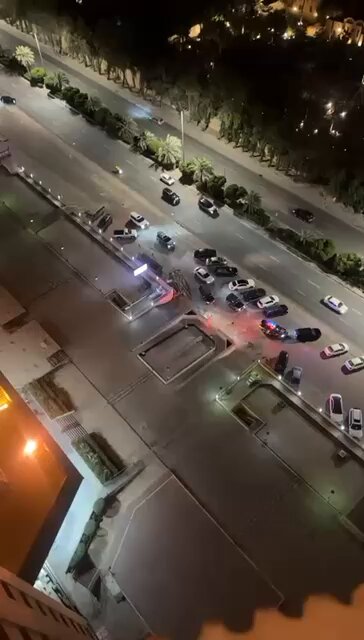 #إشاعة ما تم تداوله عن قصف طال أبراج في #المهبولة مقطع قديم لأعمال ترميم ، وهذا مقطع قبل قليل #الكويت #نفي_الاشاعات #مكافحة_الاشاعات