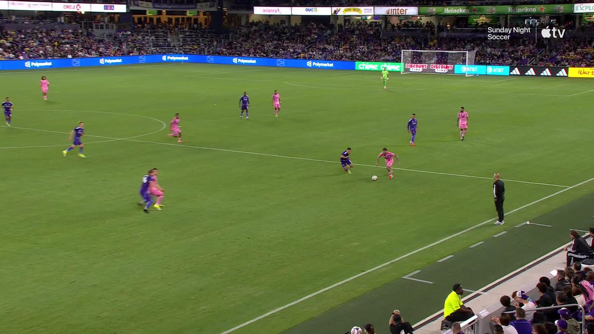 Berterame ➡️ Messi ➡️ Segovia Inter Miami CF takes the lead late against Orlando in the Florida Derby.