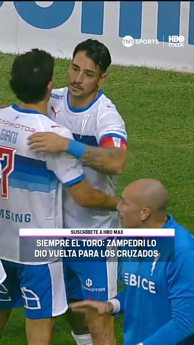 🥵⚽🛡 PARA VERLO UNA Y OTRA VEZ Fernando Zampedri sigue siendo EL GOLEADOR del fútbol chileno y le dio la victoria a #LosCruzados ante Ñublense con este cabezazo. #LigaDePrimeraMercadoLibre #MatchdayDomingo Disfruta lo mejor del fútbol chileno. Suscríbete a #TNTSportsenHBOMax 📲💻 Link en la BIO 📍