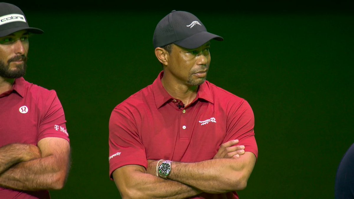 Jupiter Links in their Sunday red in honor of Tiger 🔥 Watch the full TGL match as Jupiter Links Golf Club takes on BostonCommonGolf on ESPN and the ESPN App ⛳