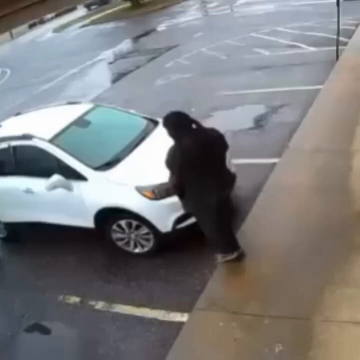 As it turns out, sometimes you don't need a quick/smooth draw nor a sight picture to win a gunfight. Of course, the odds of winning go up when you're attempting to murder an unarmed person 🤨 "Police say 31 year old Christopher Monique McDowell shot his uncle multiple times. The victim is expected to survive. The suspect is in custody." #CityLife #crime #charlotte #queencity #urban #democrats #FAFO #urban