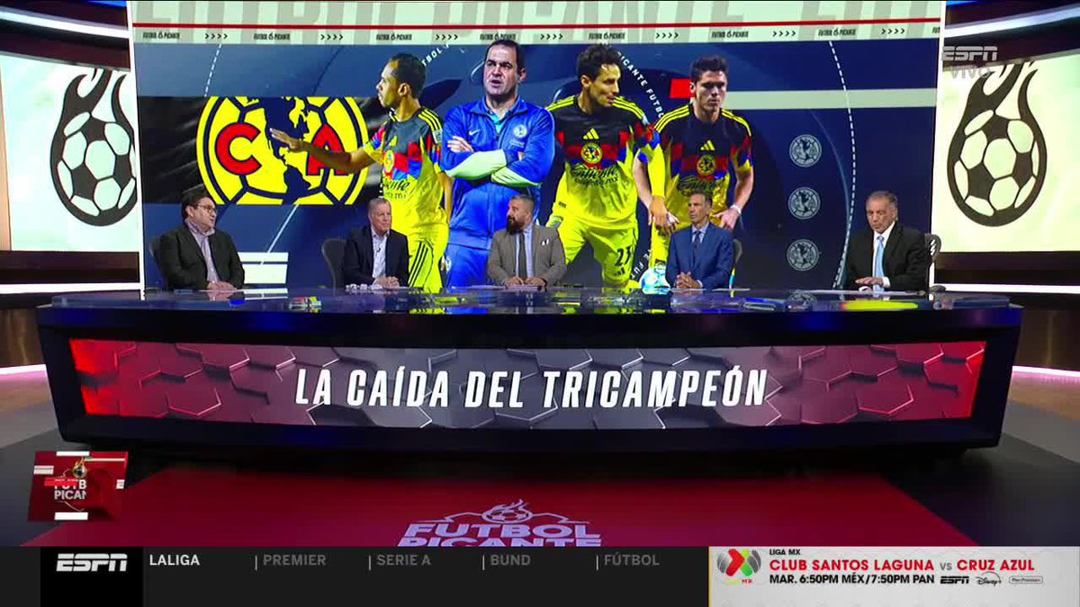 ¿JARDINE DEBE TERMINAR EL TORNEO? 👀 🦅 La mesa habló sobre el mal momento del América de André Jardine. 𝗡𝗼 𝘁𝗲 𝗽𝗶𝗲𝗿𝗱𝗮𝘀 𝗙𝘂𝘁𝗯𝗼𝗹 𝗣𝗶𝗰𝗮𝗻𝘁𝗲 𝗽𝗼𝗿 𝗘𝗦𝗣𝗡 𝘆 #𝗗𝗶𝘀𝗻𝗲𝘆𝗣𝗹𝘂𝘀. 📺
