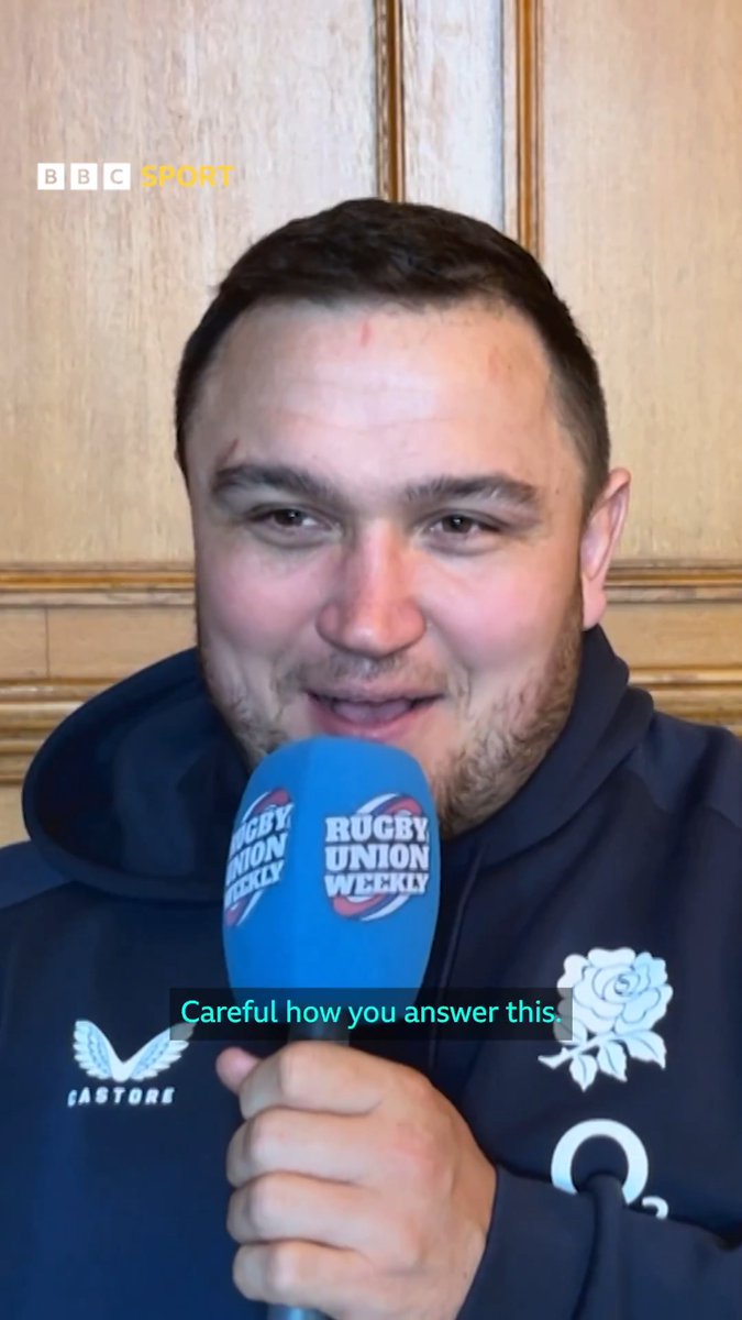 "Careful how you answer this" 😅 Luge doubles for Jamie George?