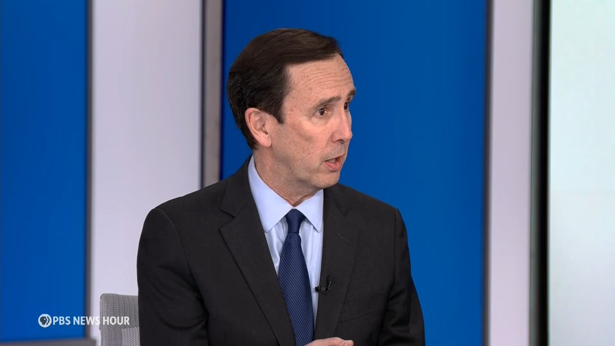 “The regime is more than just the individual, some of whom may live through this, many of whom will not. It’s institutions. And I see no indication that currently those institutions are weak, are fraying, or that you can destroy these institutions from the air," Former State Department official Alan Eyre told amna.