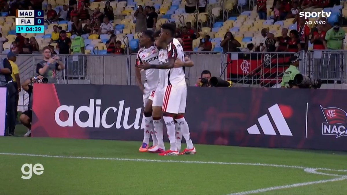 O gol de Lucas Paquetá. Madureira 0x1 Flamengo. 🎥 sportv | ge