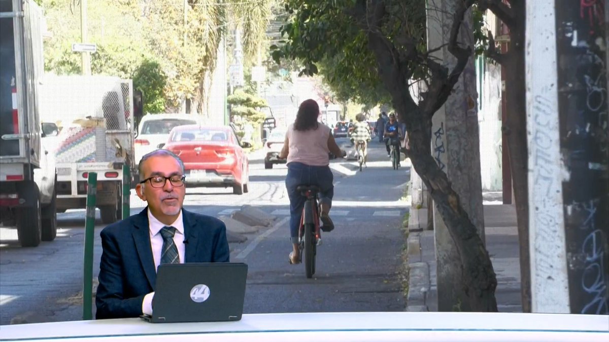 Le damos la bienvenida a Rubén Martín como nuevo titular del noticiero nocturno de UDG Noticias. A partir de hoy, estará impulsando los temas sociales a los que nos tiene acostumbrados, pero ahora con la compañía de Violeta Meléndez. Bienvenido, Rubén!