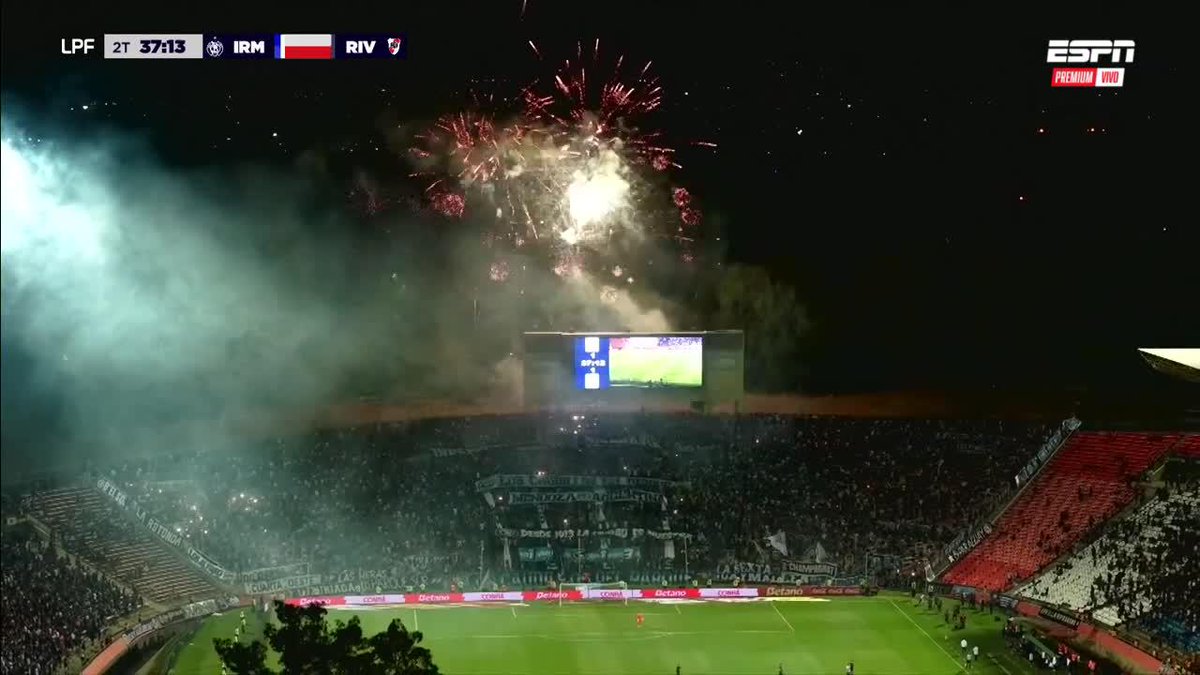 LUNES LABORAL EN MENDOZA. 11 DE LA NOCHE. PASIÓN... ¡¡ESTA LOCURA ES EL FÚTBOL ARGENTINO!! 📺 ESPN Premium | Suscribite al Pack Fútbol en