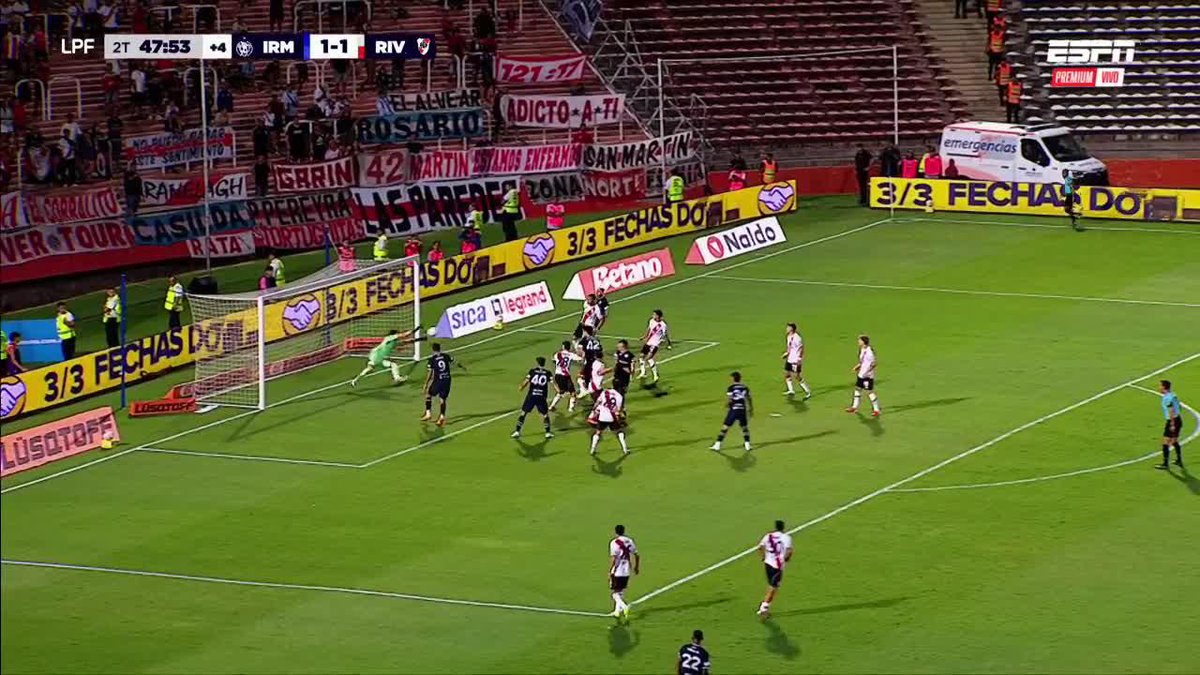 🤯🧤 LA PELOTA QUE SACÓ SANTIAGO BELTRÁN A LOS 93 MINUTOS DE PARTIDO.