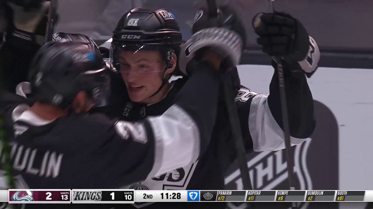 FIRST NHL GAME, FIRST NHL GOAL 🤯 What a moment for 21-year-old defenseman, Angus Booth!